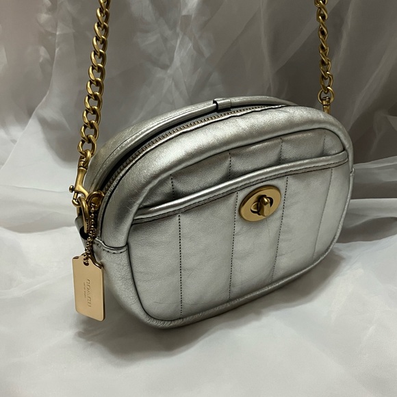 Coach Quilted Camera Bag - Picture 2 of 12